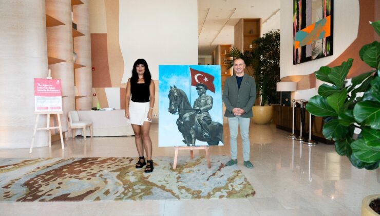 Ressam Gözde Arık, Hyatt Regency İzmir İstinyePark’ta