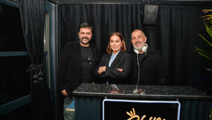 Chin Chin’de Şarkılar Nazan Şoray İçin Çaldı