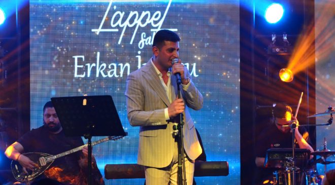 Erkan İncesu, Lapel Sahne’de Müzik Tutkusunu Taçlandırdı