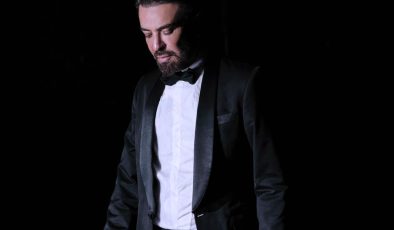 Mutlu Genç’ten Yalnızlara Selam: Yeni Şarkısı Yayında!