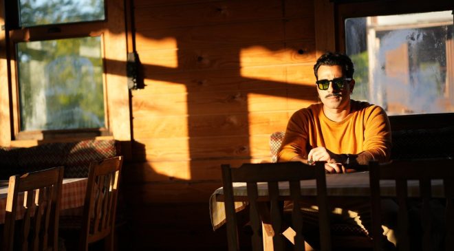 Gökhan Türkmen’den Duygu Yüklü Bir Veda: “Özür Dilerim” Yayında
