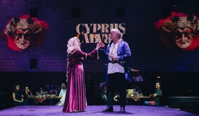 VENEDİK SARAYI’NDA CABARET GECESİ: TÜM GÖZLER BU SHOWDAYDI