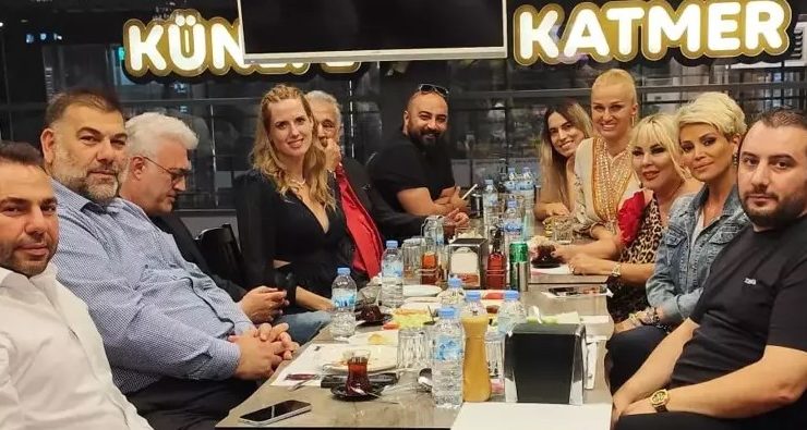 Ünlü İsimler Dil Çorbası İçin Bir Araya Geldi