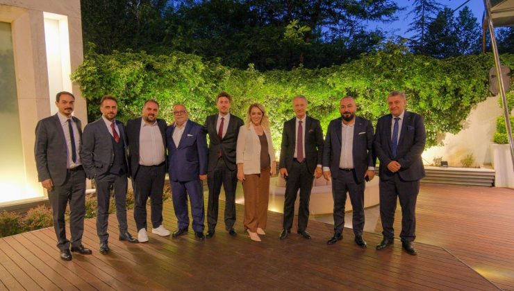 “Ayşe Tatile Çıktı 1974” Filminin Ön Gösterimi Ankara’da Gerçekleştirildi