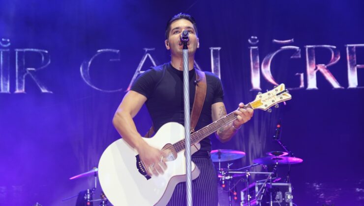 Çankırı Tuz Festivali’nde Zeynep Bastık ve Emir Can İğrek’ten Müzik Ziyafeti