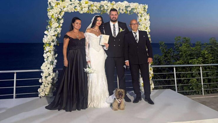 EYÜPOĞLU AİLESİNİN MUTLU GÜNÜ