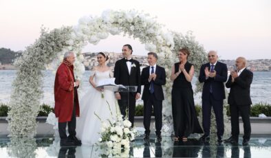 Usta Ailesinin Mutlu Günü  Ahmet Usta ve Dr. Berivan Karatekin Masalsı Bir Düğünle Evlendi