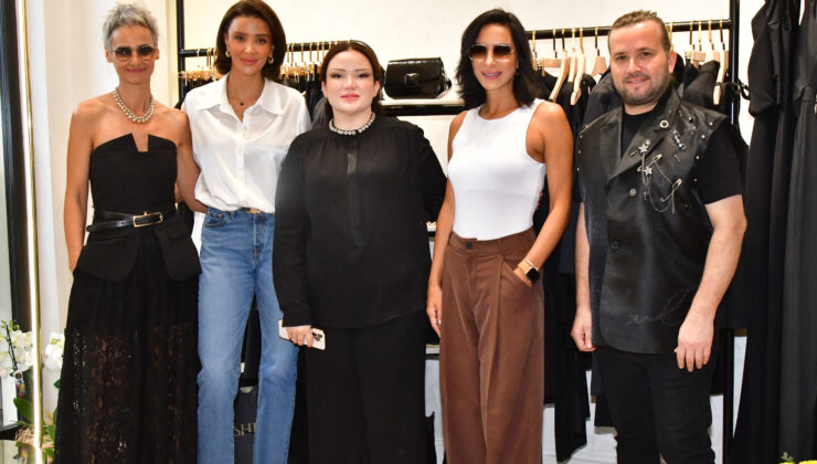 ÖZGE ULUSOY İLE ISHIQ KAPILARINI AÇTI