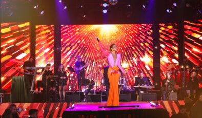 GÜLBEN ERGEN BATUM’DA MUHTEŞEM BİR GECEYE İMZA ATTI