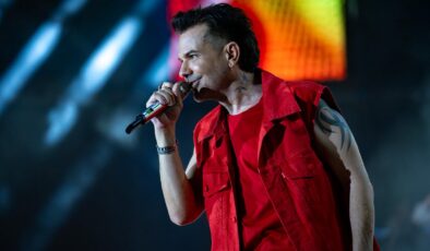 KENAN DOĞULU İLE VADİ AÇIKHAVA SAHNESİNDE YAZA VEDA