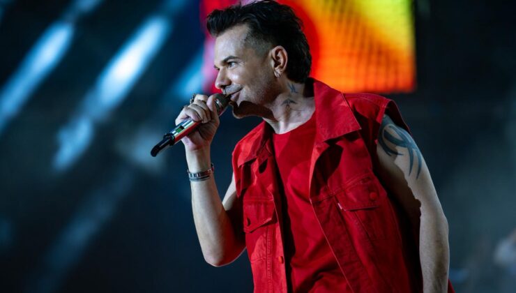 KENAN DOĞULU İLE VADİ AÇIKHAVA SAHNESİNDE YAZA VEDA