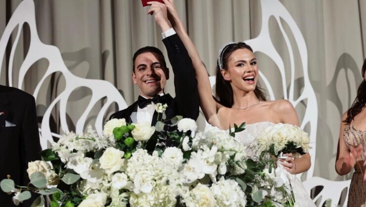 UĞURCAN ALP VE ESRA ERDOĞAN RAFFLES İSTANBUL’DA GÖRKEMLİ BİR TÖRENLE “EVET” DEDİ!