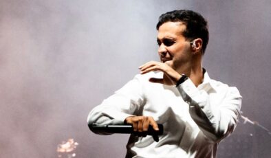 MERT DEMİR DÜNYA TURNESİNE BAŞLADI