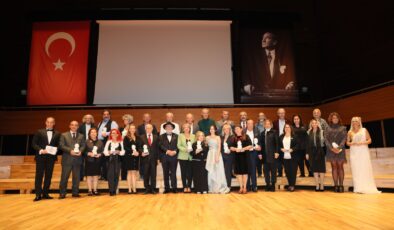 Bizimizmir Homeros Ödülleri dördüncü kez sahiplerini buldu