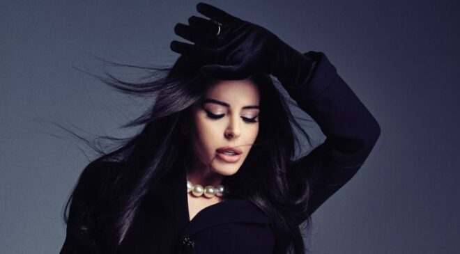 Simge’den Yılın Albümü: “Anlatasım Var”