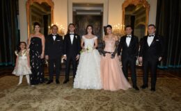 ÇIRAĞAN SARAYI’NDA YILDIZLAR GEÇİDİ