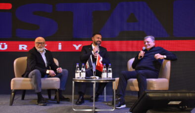  KRİSTAL TÜRKİYE’DEN GAYRİMENKUL ZİRVESİ: SEKTÖR LİDERLERİ GELECEĞİN VİZYONUNU İSTANBUL’DA PAYLAŞTI