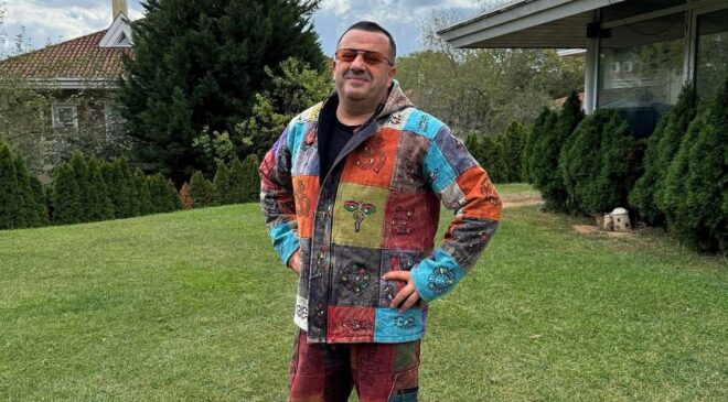 ANIL ALAN, AŞKA KÜSTÜ