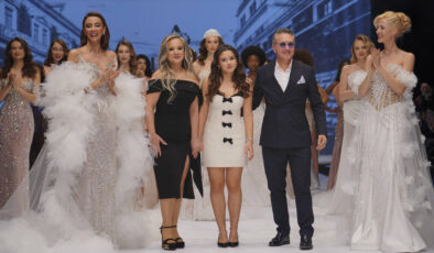 AYLA ÖLÇER DEFİLESİ İZLEYENLERİ BÜYÜLEDİ