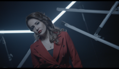 Sevcan Altıntaş’tan Sevgililer Günü’nde Cesur Çıkış: “Vurma Beni”