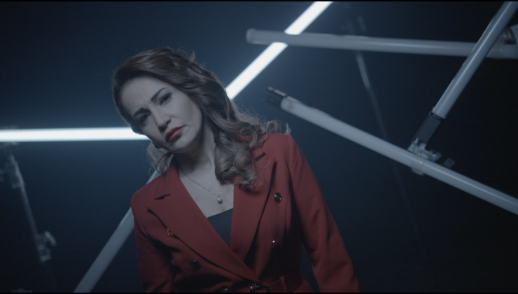 Sevcan Altıntaş’tan Sevgililer Günü’nde Cesur Çıkış: “Vurma Beni”