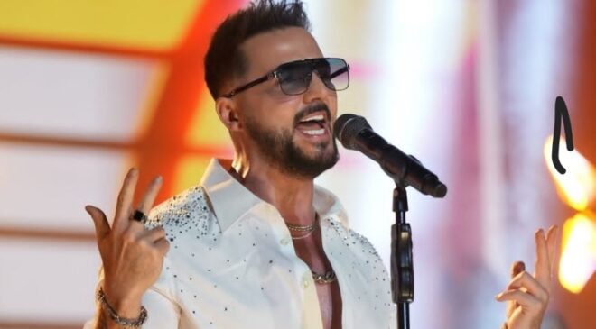 Gökhan Özen, Bostancı Gösteri Merkezi’nde verdiği konserle yine unutulmaz bir geceye imza attı.