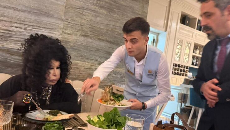 Bülent Ersoy Les Ambassadeurs’ta Balık Keyfi Yaptı