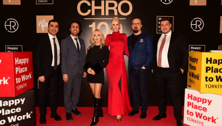 Wilma Elles’ten 100 ödül! Gecenin yıldızı Wilma Elles oldu…