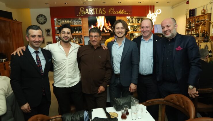 Yeni Nesil Meyhane Sarıtaş Ocakbaşı’nın açılışına yoğun ilgi