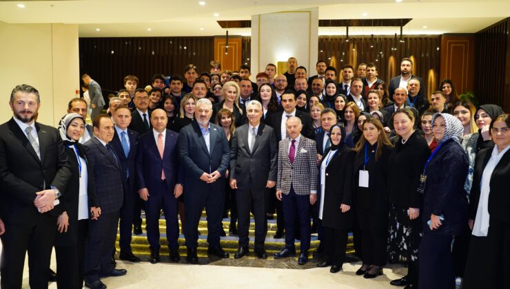 Bakan Bolat İSTAF İftarında Konuştu