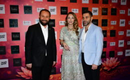 Bollywood Işıltısı Raffles İstanbul’u Sardı  Ünlüler Alışveriş Davetinde Buluştu