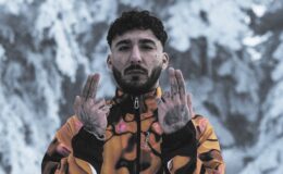 Yeni Şarkısıyla Zirvede!