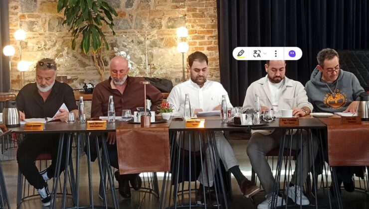 Efsane Geri Dönüyor: “Dondurmam Gaymak:  OKUMA PROVASI BEYKOZ KUNDURA FABRİKASI’NDA YAPILDI