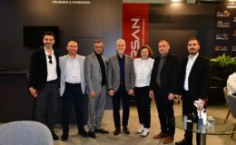 GÜRSAN İNŞAAT MAKİNALARI Genel Müdürü Ümit Ömer Kınav verdikleri hizmetleri anlattı.