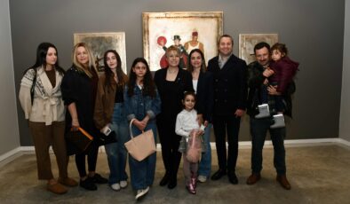 BUBİ’DEN “İKONALAR” SERGİSİ