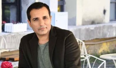 Rafet El Roman’dan Milli Takımıza Şarkı