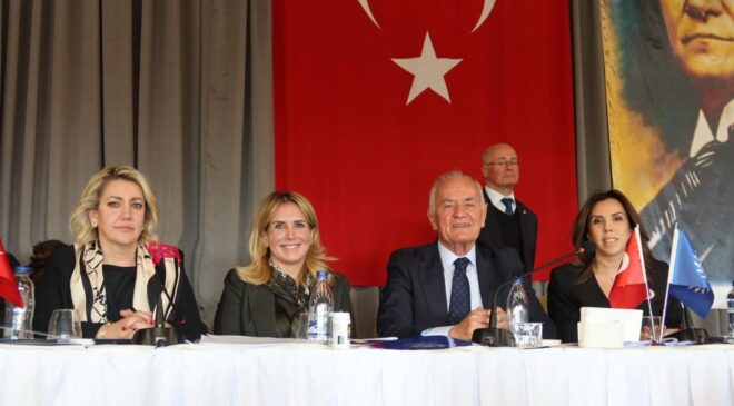 BÜYÜK KULÜP’TE HAREKETLİ GENEL KURUL