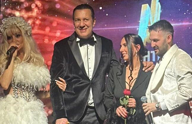 Chesme Lounge ‘da Night Life  yıldızlar geçidi