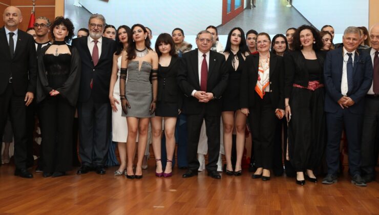 Mezuniyet Defilesi Büyüledi…