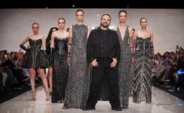 MURAT ACAR DEFİLESİNDE MERMER PODYUMDA MODA RESİTALİ