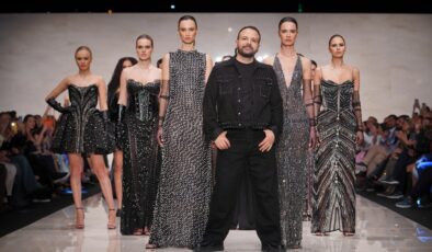 MURAT ACAR DEFİLESİNDE MERMER PODYUMDA MODA RESİTALİ