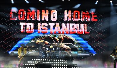 SCORPIONS 33 YIL SONRA İSTANBUL’DA  AYNI STADYUMDA TARİHİ YENİDEN YAZDI