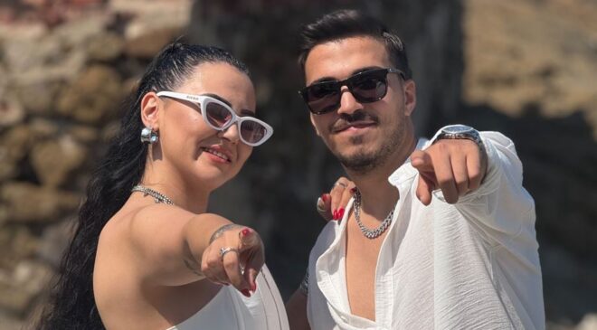 Dodo ve Esin Kaya’dan “SEN BENİM OLSANA”