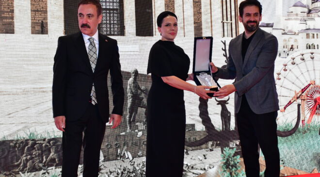 Araştırmacı Yazar Ümmühani Kara’ya Anlamlı Ödül