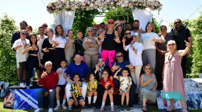 TUĞBA ÖZAY’DAN GELENEKSEL BULUŞMA: “TUBİSTLER” DOĞADA BİR ARAYA GELDİ