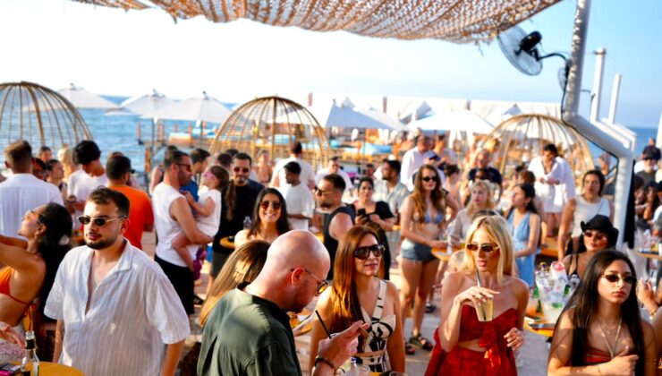 KIBRIS’IN YENİ GÖZDESİ ÜLFET BEACH AÇILDI