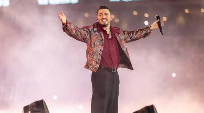 42 BİN KİŞİYLE TARİHE GEÇTİ! 42 BİN KİŞİLİK GÜÇ GÖSTERİSİ! 