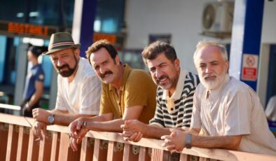 Türk sinemasının fenomen serisi ‘Çakallarla Dans 8’den ilk teaser afiş