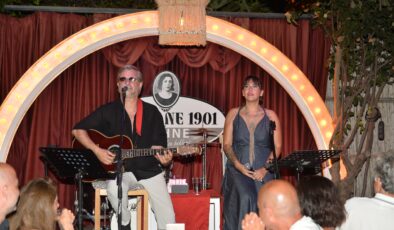 Türkbükü’nde Eğlencenin Kalbi     Dürdane 1901 Sahne’de Unutulmaz Gece