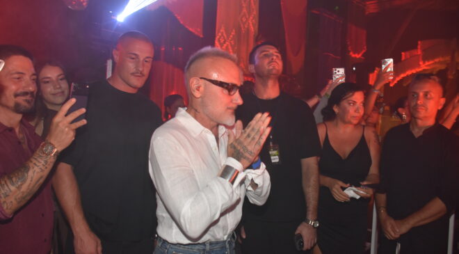 Sosyetenin Fenomeni Gianluca Vacchi, BLM Beach’te Unutulmaz Bir Geceye İmza Attı